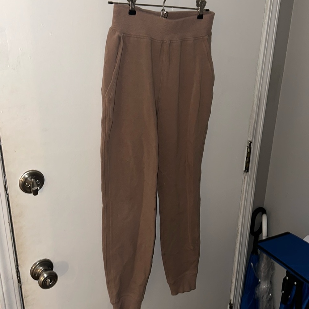 Lululemon joggers